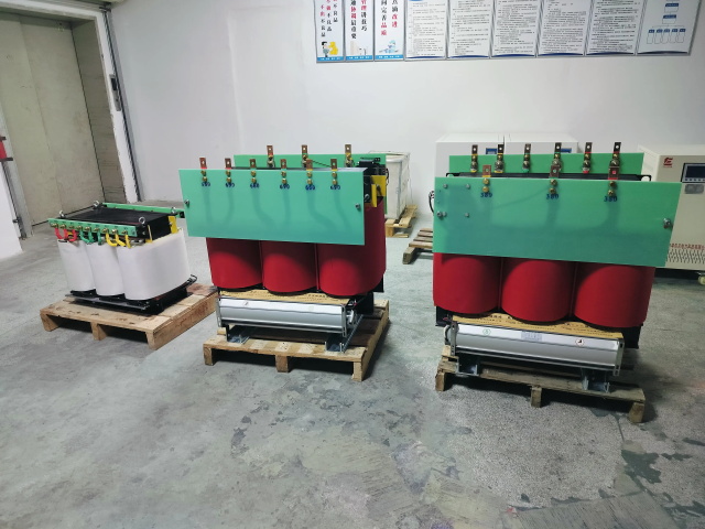 进贤KS11-1000KVA矿用变压器